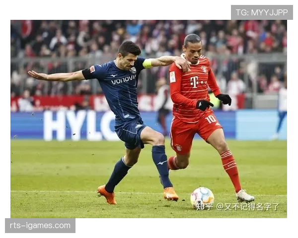 德甲争冠最后八轮赛程对比：拜仁赛程占优，药厂硬仗更多。