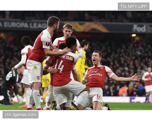 英超:阿森纳客场2-1战胜布莱顿,萨卡点射制胜。 英超:阿森纳客场2-1战胜布莱顿,萨卡点射制胜。